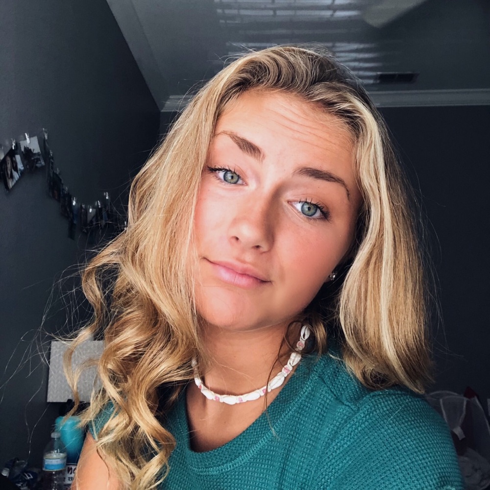 Meet your Posher, Dani